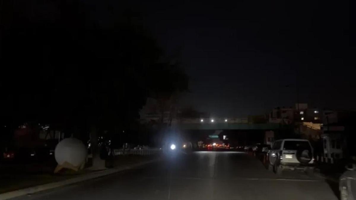 Irakta enerji sistemi çöktü: Ülke genelinde elektrik kesintisi