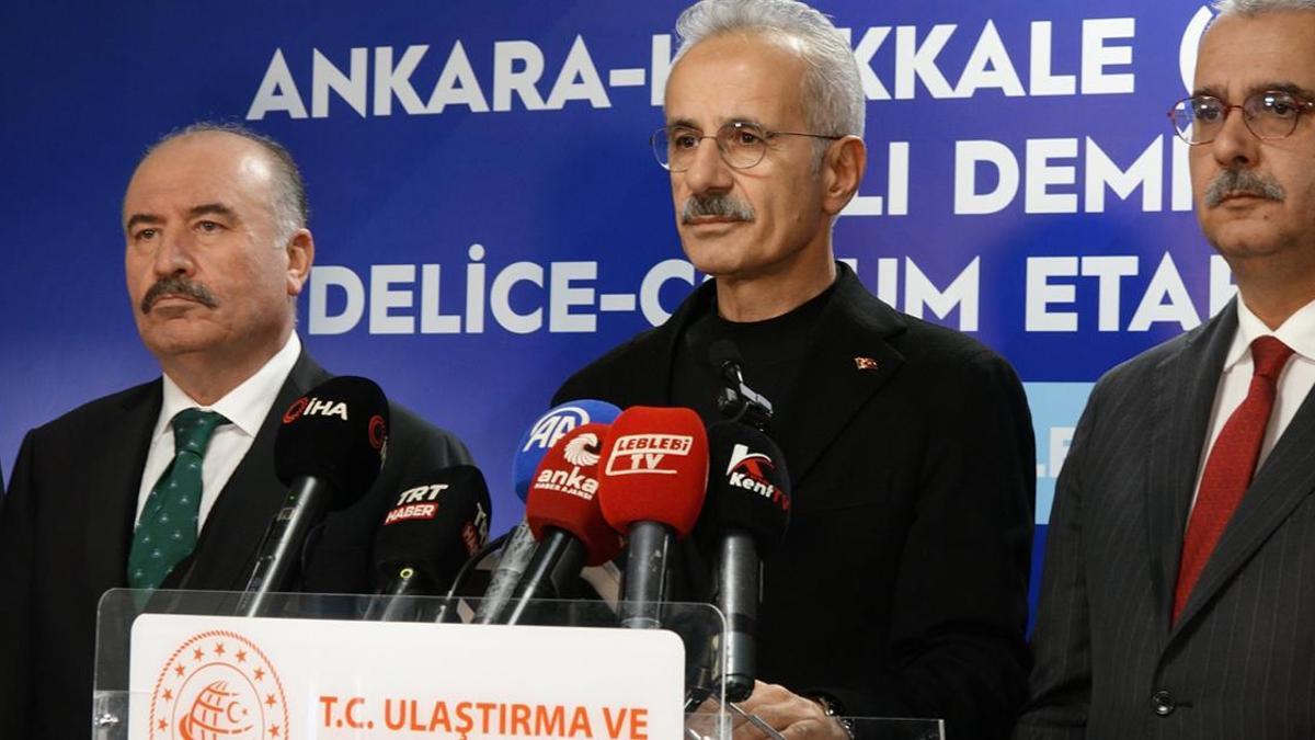 Bakan Uraloğlundan Süper Hızlı Tren müjdesi: Süre 80 dakikaya düşüyor