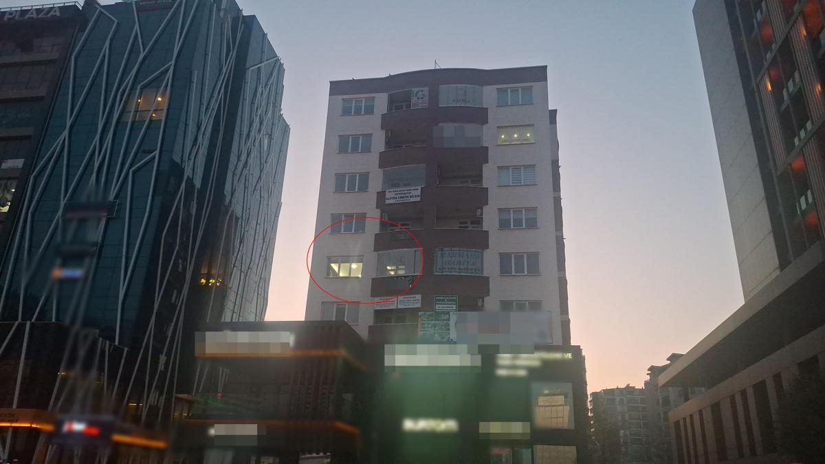 Bursada güzellik merkezinde 2 kişi başından vurulmuş halde bulundu: 1 ölü, 1 yaralı