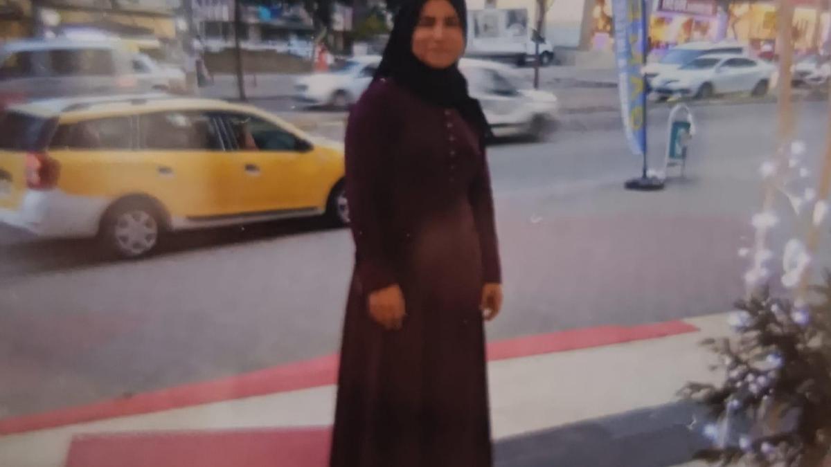 Tartıştığı eşini boğdu