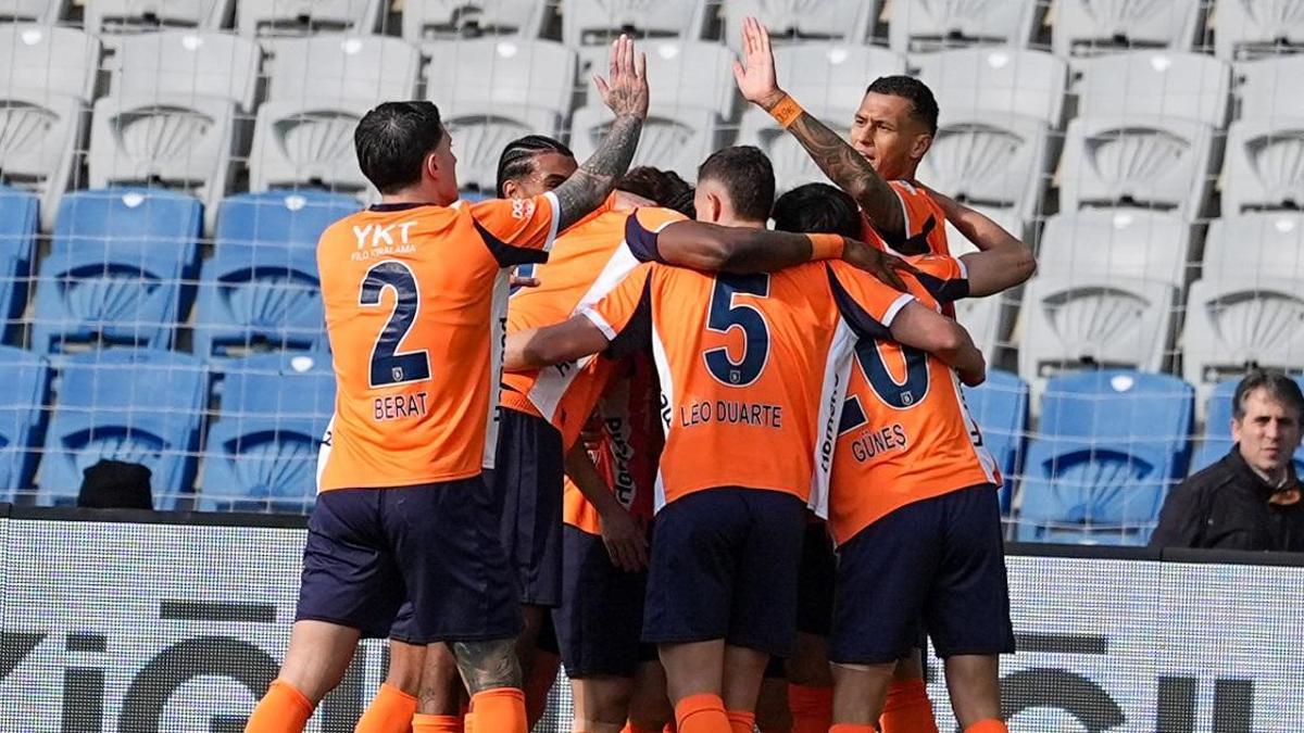 Başakşehir, Göztepeyi de geçti! Nuri Şahinin durdurulamıyor