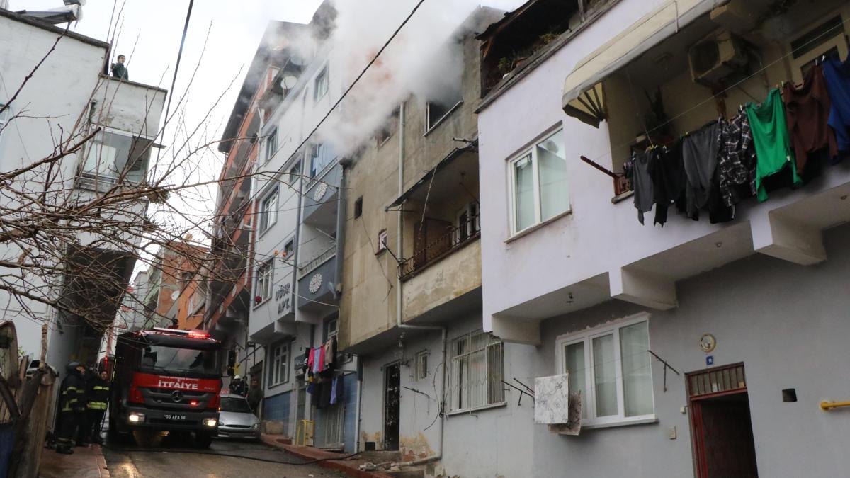 Samsunda ev yangını