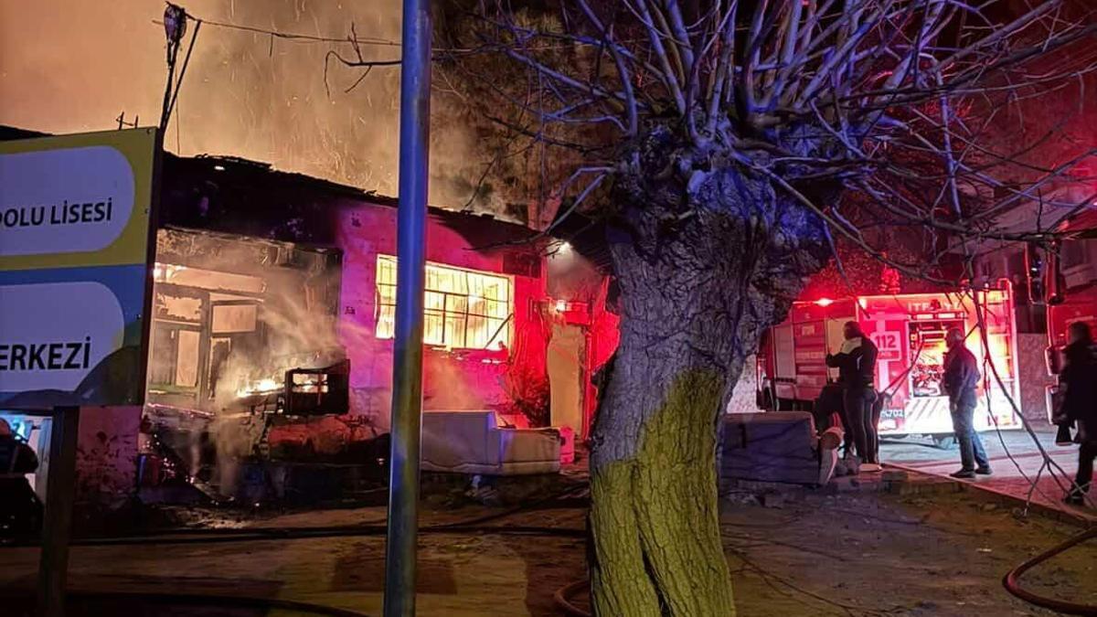 Aydında müstakil evde çıkan yangın söndürüldü