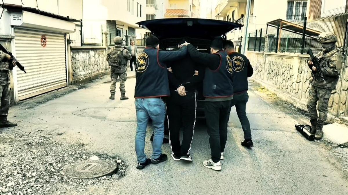 2 yıldır firari olan şüpheliyi JASAT yakaladı