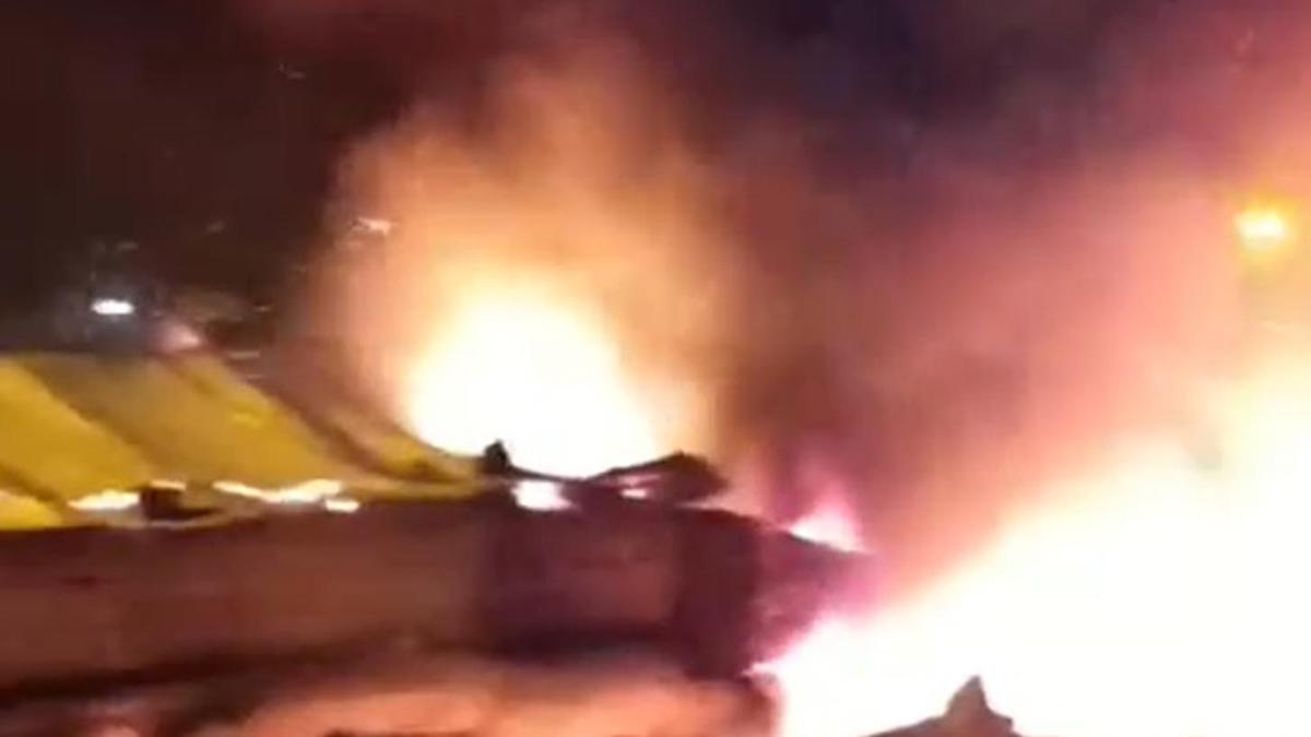 Geçim kaynağı minibüs yandı, destek kampanyasıyla yenisi alındı