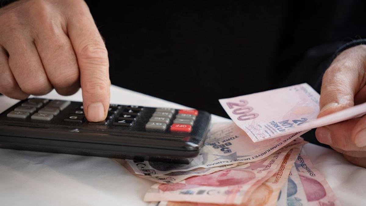 Takvim netleşti: Emekli ikramiyeleri bu tarihlerde yatacak!