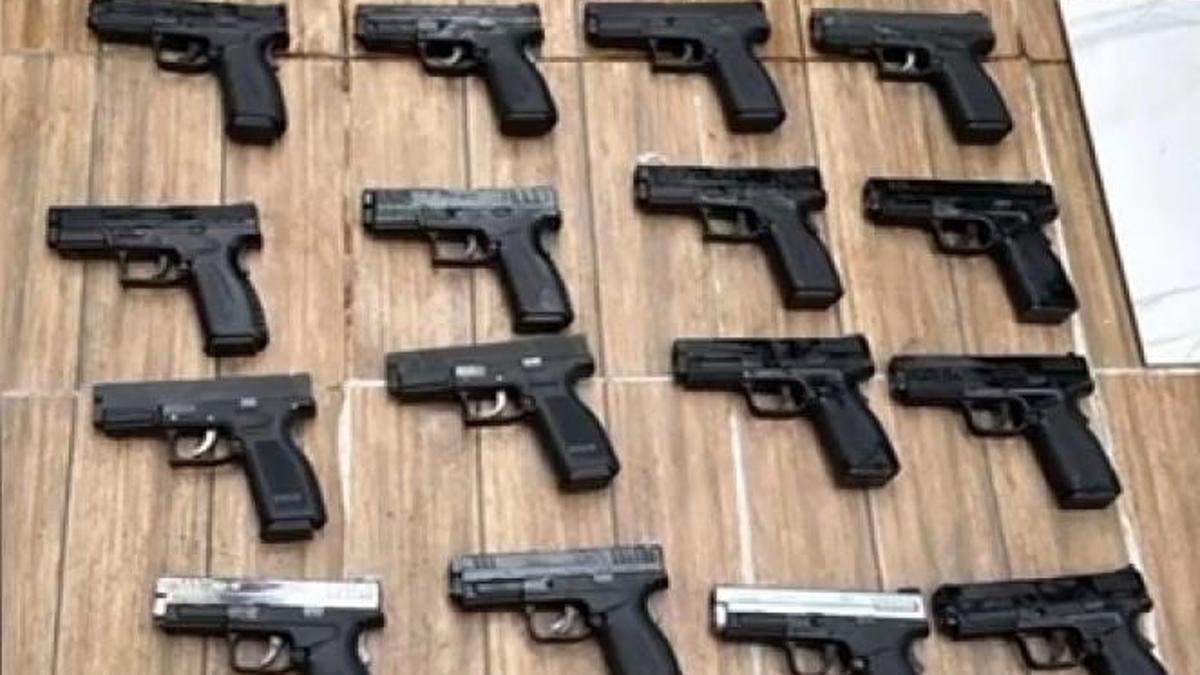 İstanbul- Sarıyer ve Küçükçekmecede silah ticareti yapanlara operasyon: 4 gözaltı