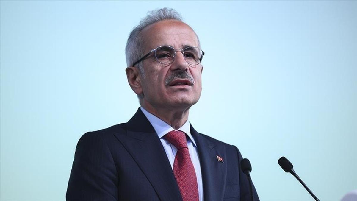 Son dakika... Bakan Uraloğlu'dan ABD-İsrail-İran savaşının ulaşıma etkisiyle ilgili önemli detaylar...