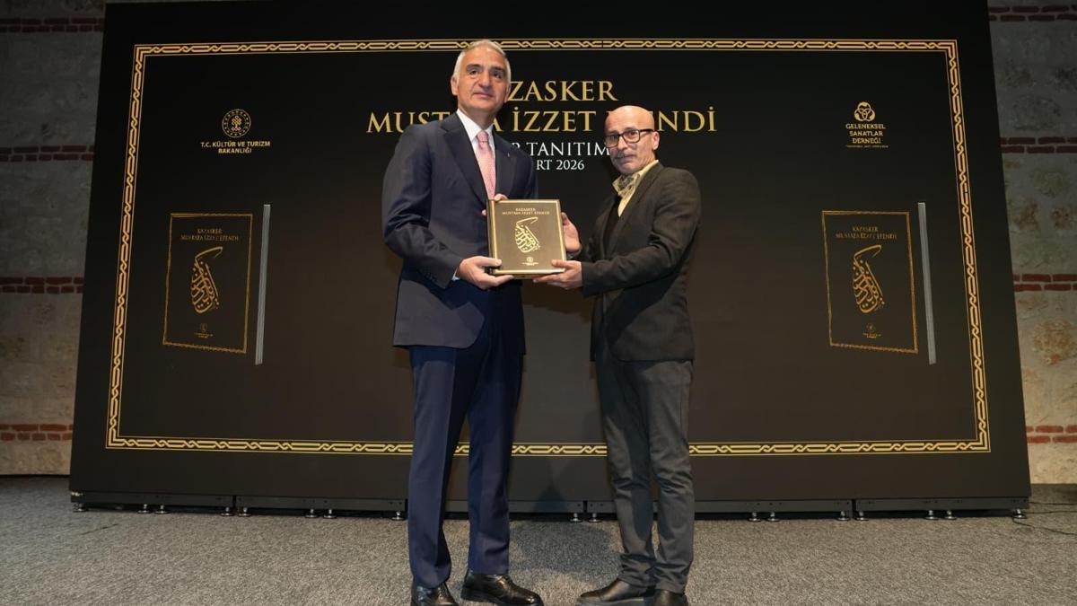Ayasofyanın hattatı 'Kazasker Mustafa İzzet Efendi'ye büyük vefa
