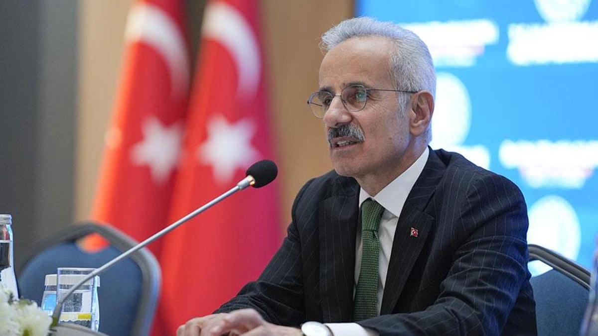 Son dakika... Bakan Uraloğlu'ndan ABD-İsrail-İran savaşının ulaşıma etkisiyle ilgili önemli detaylar...