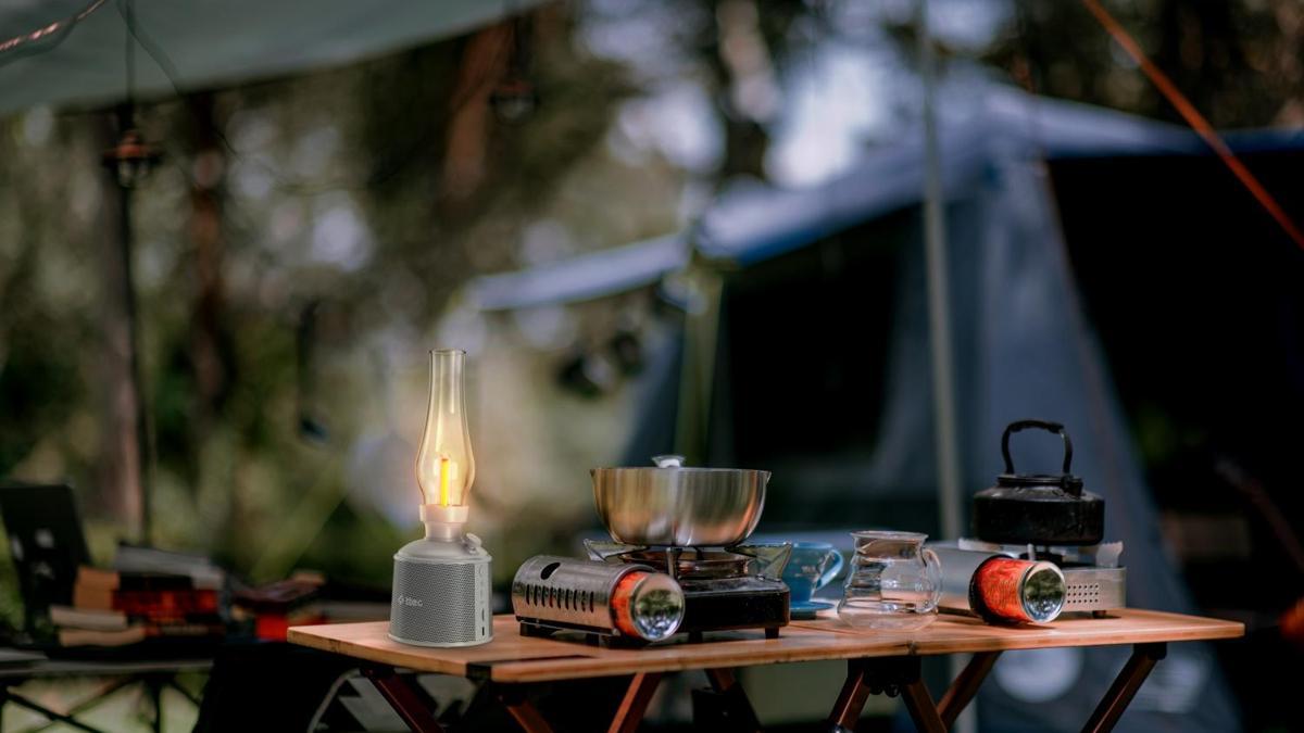 Tek cihazda LED aydınlatma ve ses deneyimi