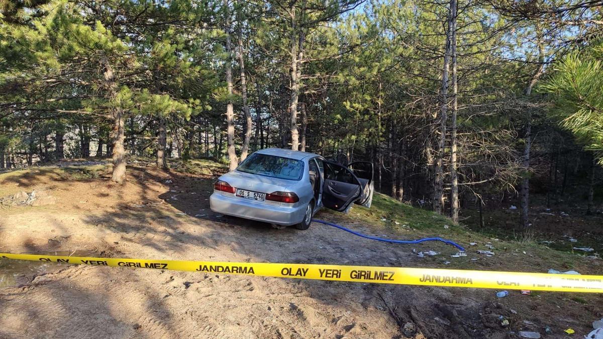 Ankara'da park halindeki otomobilde şüpheli ölüm