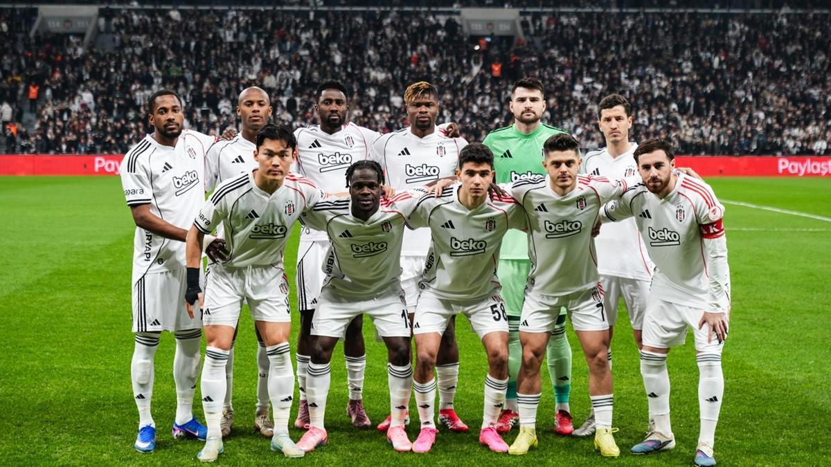 Beşiktaş'ta Alanyaspor maçı öncesi tek eksik...