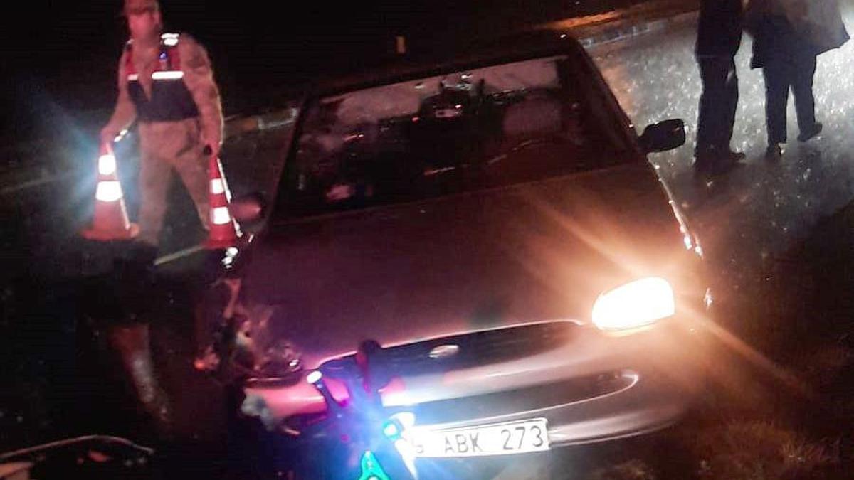 Otomobilin çarptığı motosikletin sürücüsü öldü