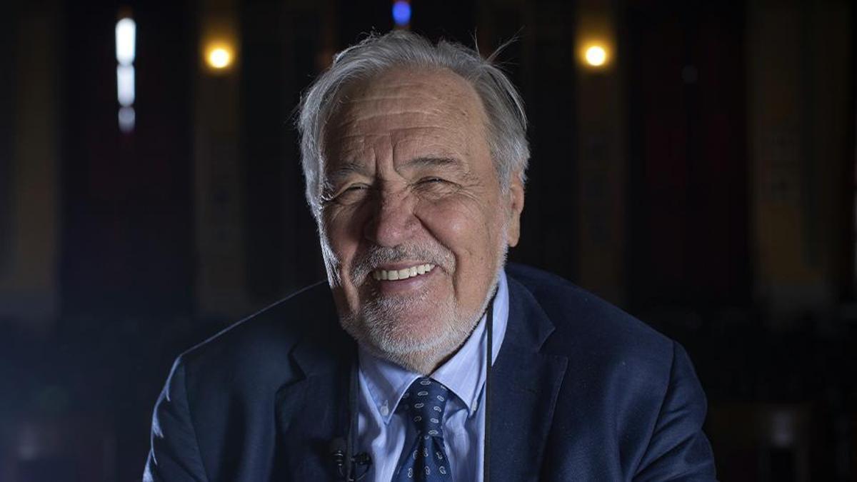 TARİHİ ÇINARA VEDA! Prof. Dr. İlber Ortaylı son yolculuğuna uğurlanacak