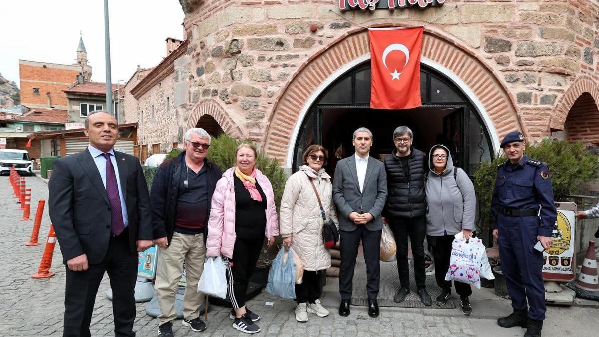 Vali Aktaş'tan Demirciler Çarşı'na ziyaret
