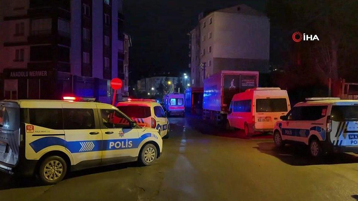 15 yaşındaki çocuk babası ve ağabeyini silahla öldürdü