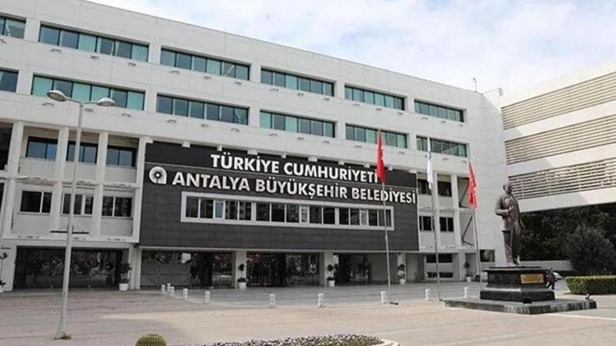 Antalya'da belediyelerin SGK borcu 6 milyar TL'yi aştı