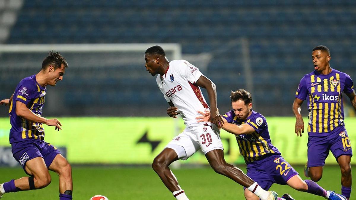 Trabzonspora Eyüpspor deplasmanında tek gol yetti