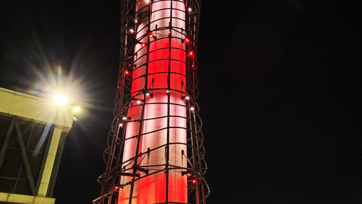 İstanbul - Sabiha Gökçen Havalimanı kulesi kırmızı beyaza büründü