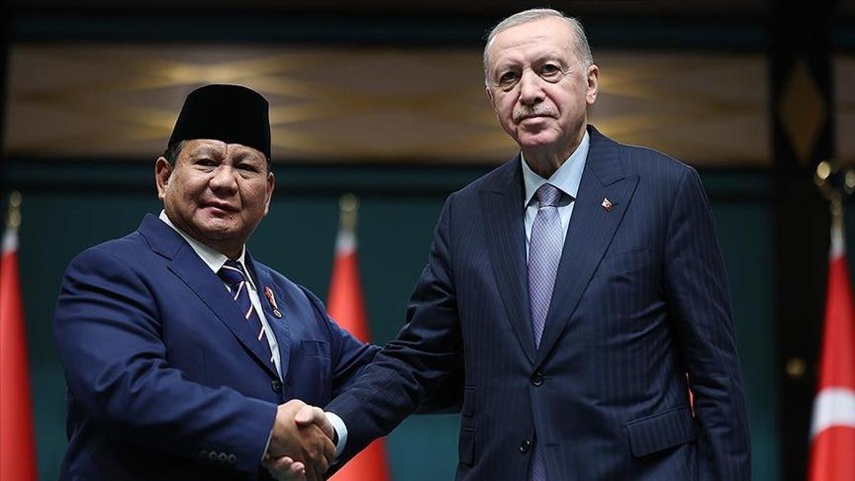 Cumhurbaşkanı Erdoğan, Endonezya Cumhurbaşkanı Subianto ile görüştü