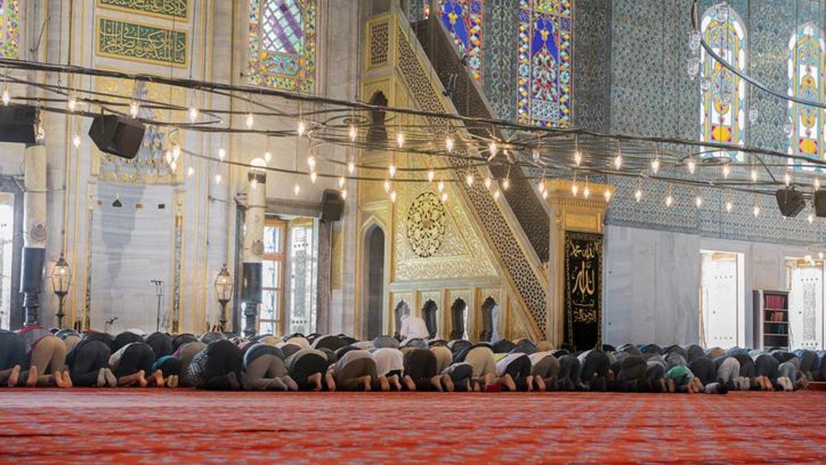 Niğde Bayram Namazı Saati 2026 - Ramazan Bayramı Namazı Ne Zaman ve Saat Kaçta Kılınacak? Diyanet Bayram Namazı Vakti