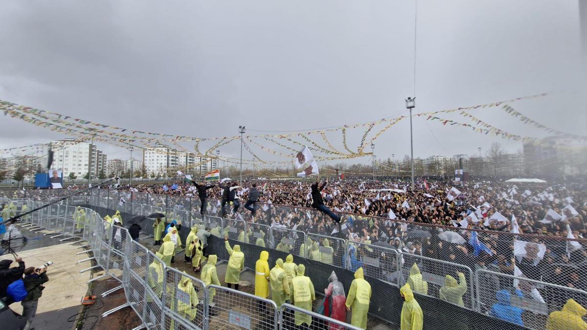 Diyarbakır'da nevruz kutlamaları başladı