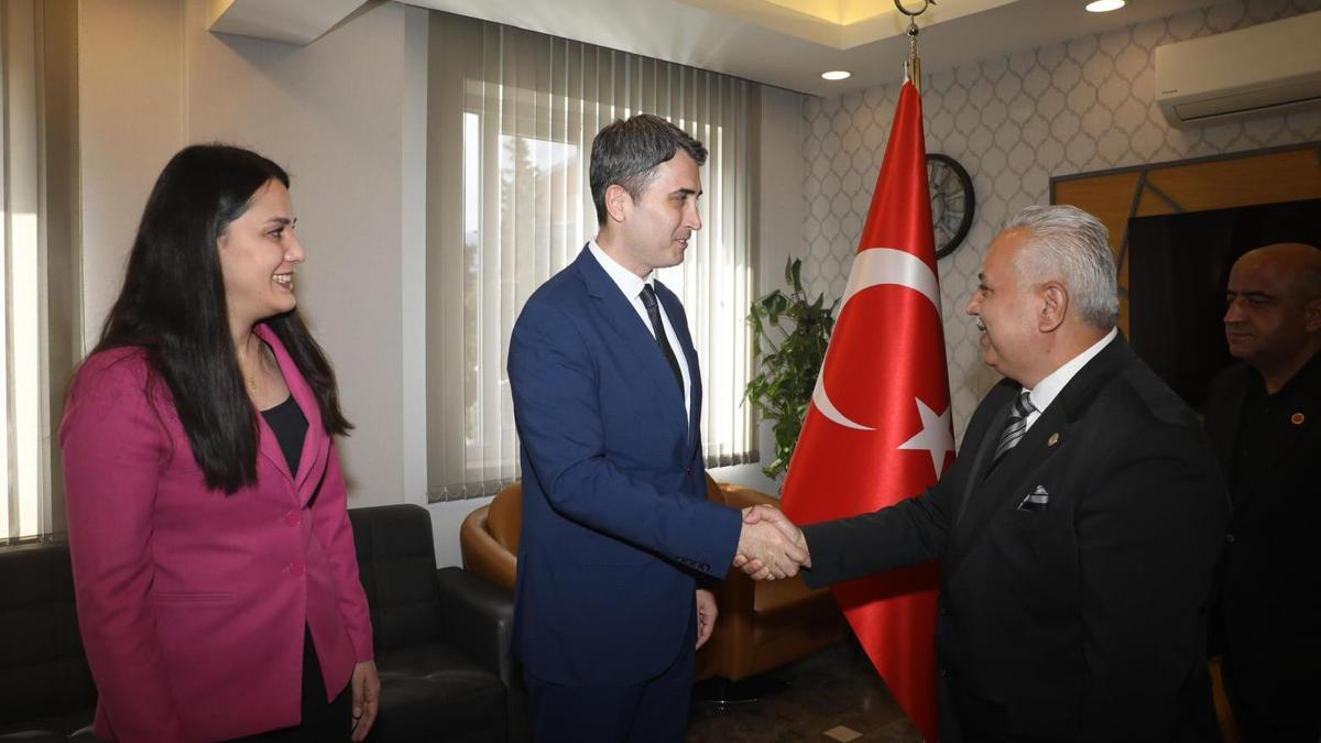 Bucakta protokol bayramlaştı