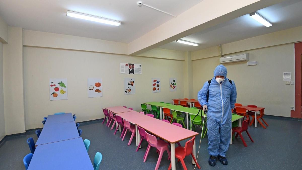 Osmangazide kreşler ara tatilde dezenfekte edildi