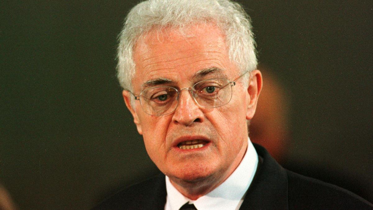 Fransa'nın eski başbakanı Lionel Jospin hayatını kaybetti