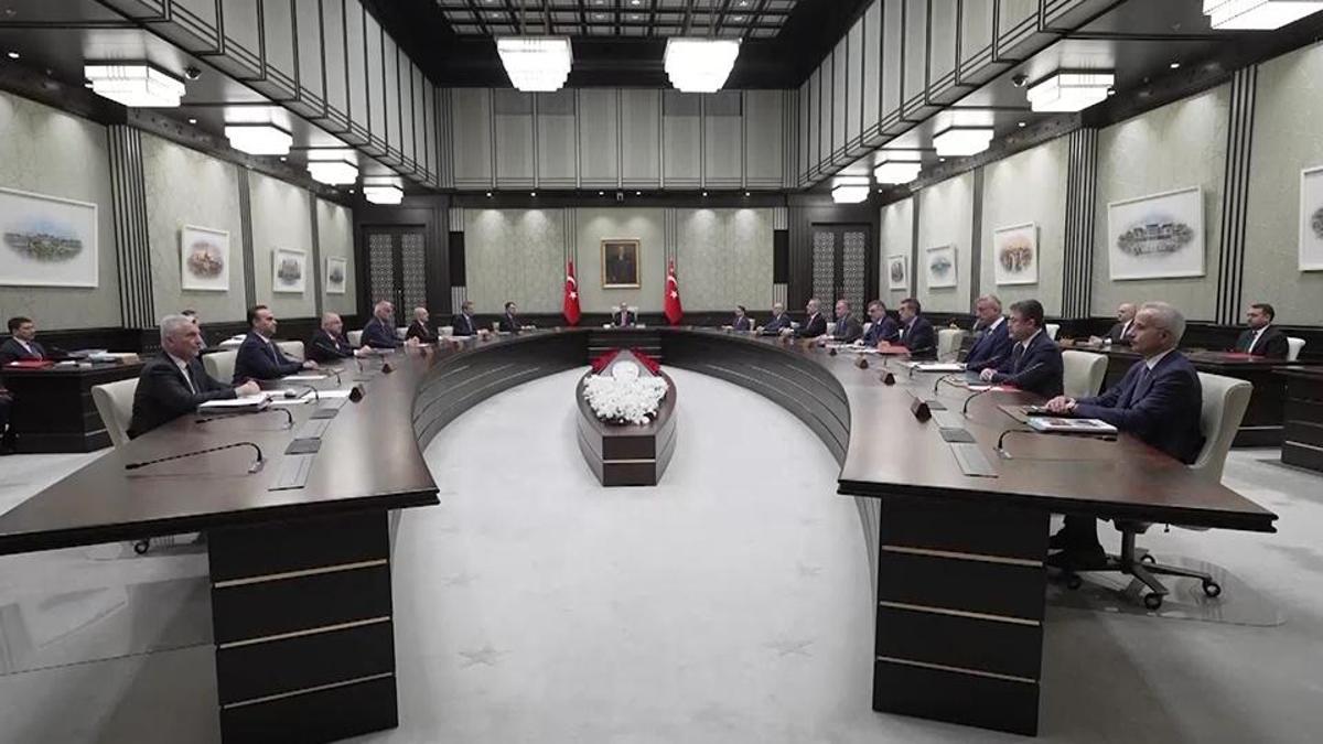 KABİNE TOPLANIYOR | ABD-İsrail ve İran savaşı, terörsüz Türkiye masada