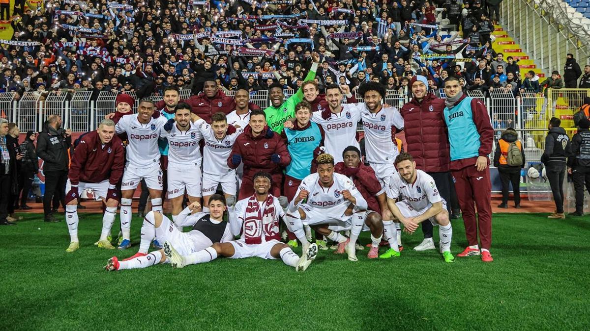 Süper Lig'de yeni yılın lideri Trabzonspor