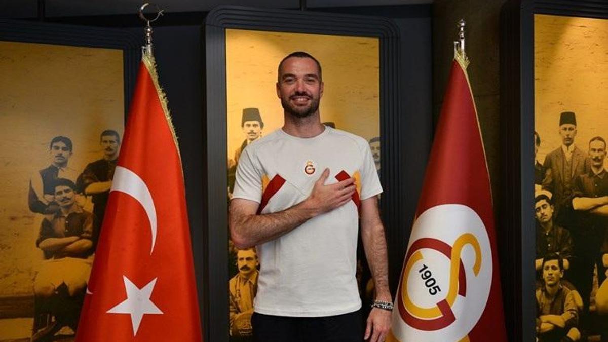 Galatasaray Daikin Başantrenörü Bigarelli ameliyat edildi