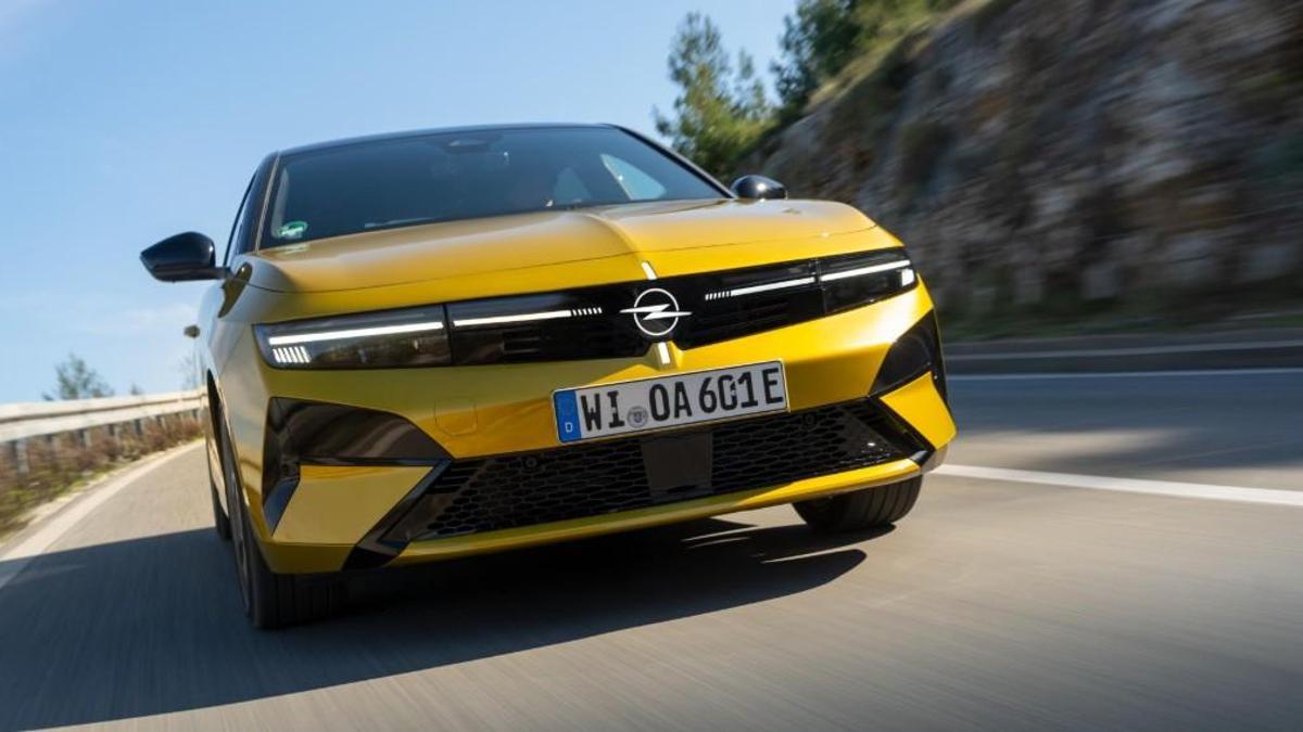 Yenilenen Opel Astra dizel motor ile gelecek