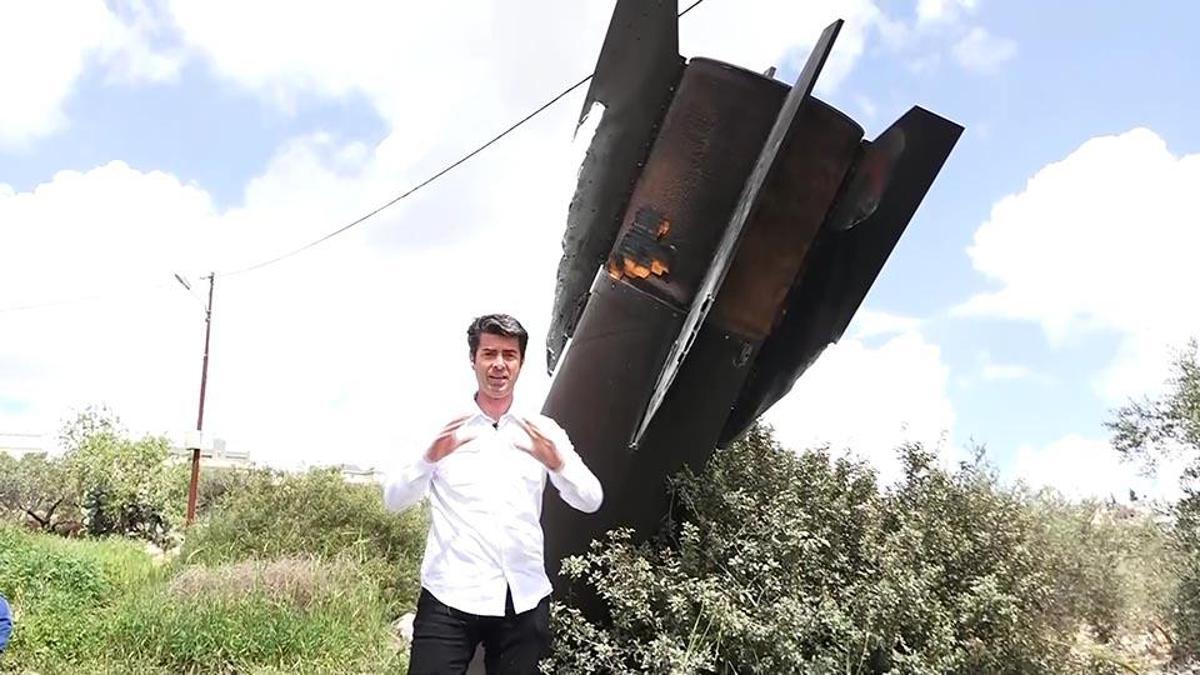 CNN TÜRK İsrail'e düşen İran füzesini görüntüledi