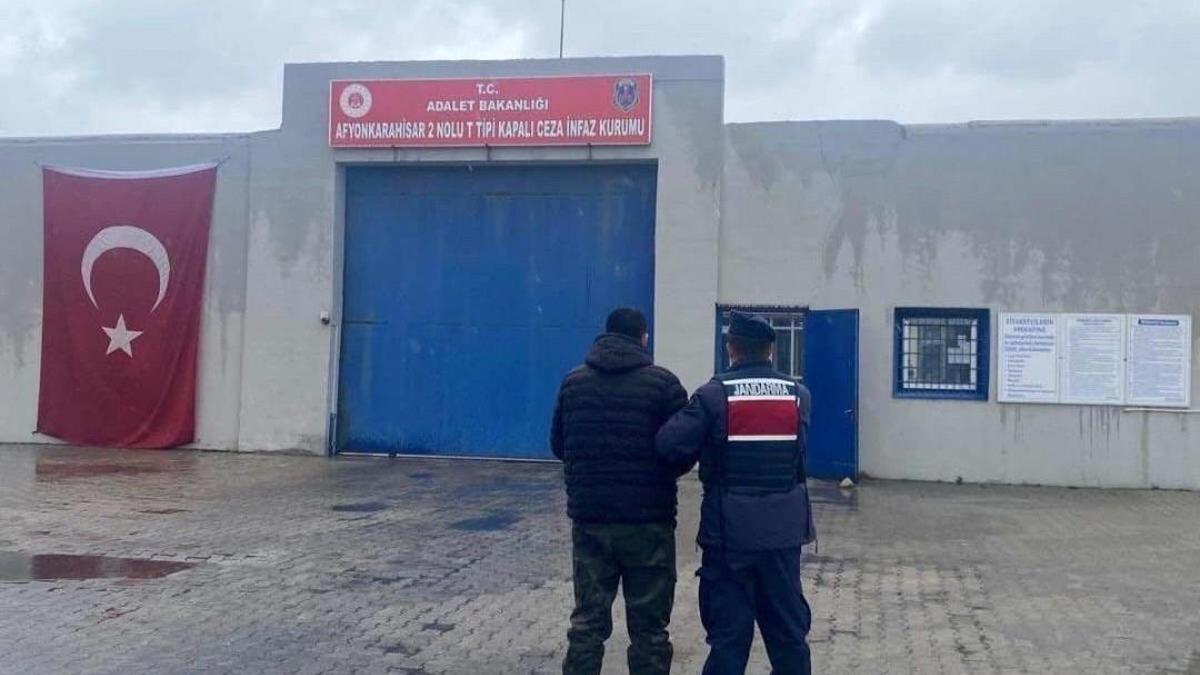 Jandarma 30 kişiyi yakaladı