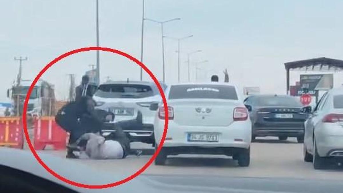 Diyarbakırda trafikte yol verme kavgası kamerada