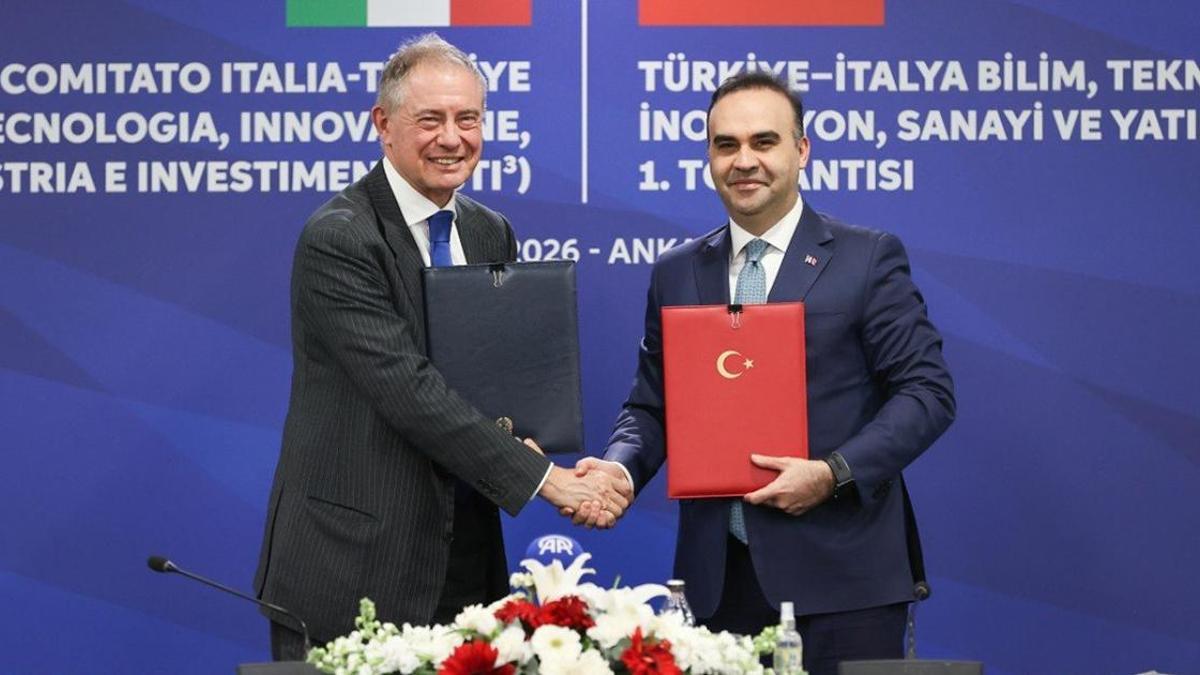 Bakan Kacır duyurdu! Türkiye'nin yeni markası STİ³ün ilk toplantısı İtalya ile yapıldı