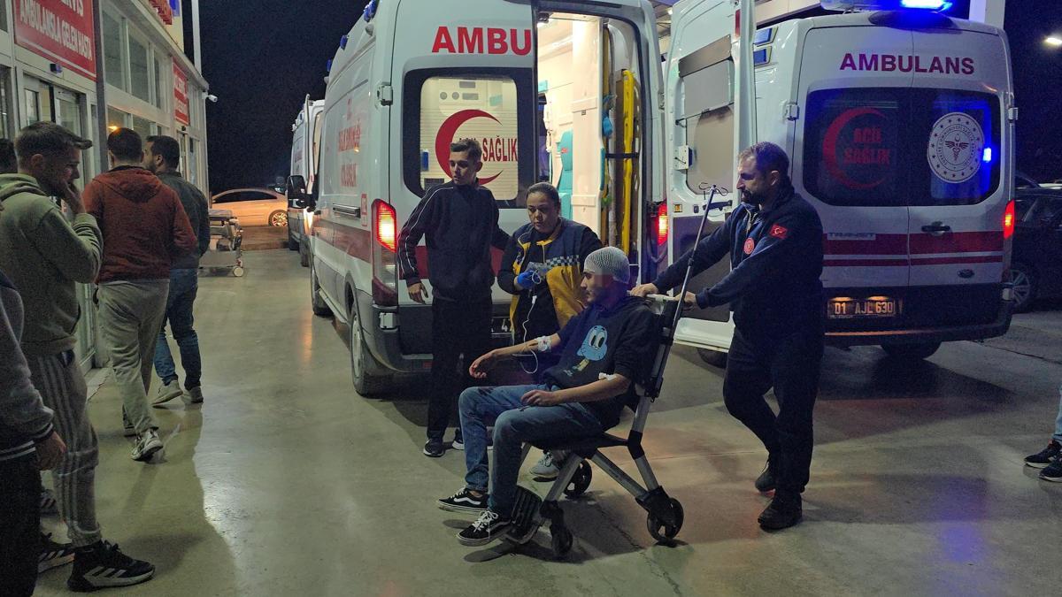 Adana'da iki grup arasında bıçaklı kavga: 2 yaralı