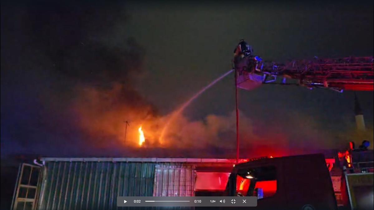 Edirne'de mobilya imalathanesinde yangın