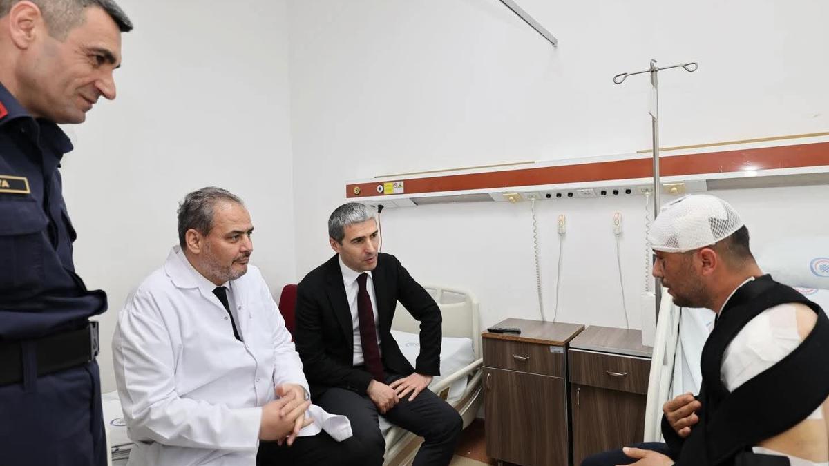 Yaralı uzman çavuşa ziyaret