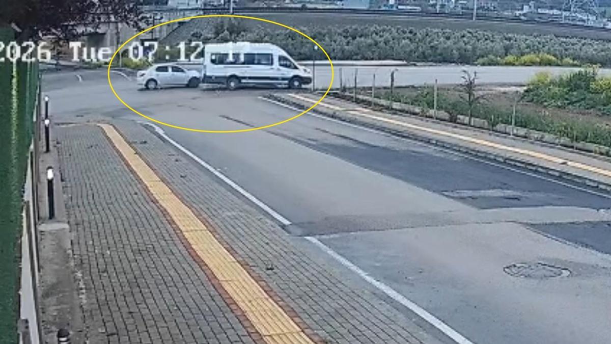 Osmaniyede hızlı tren hattı alt geçit çıkışında kaza kamerada