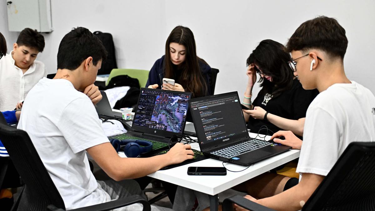 Yapay zeka ile görsel üretim atölyesi başlıyor