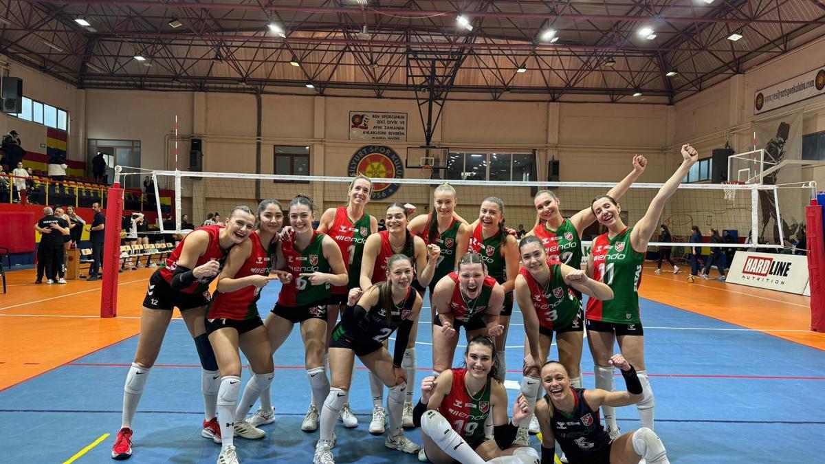 Karşıyaka filede yarı final sınavlarında