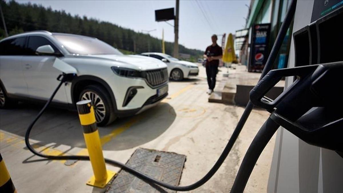 Togg etkisi büyüyor! Elektrikli araçlar rekor kırdı