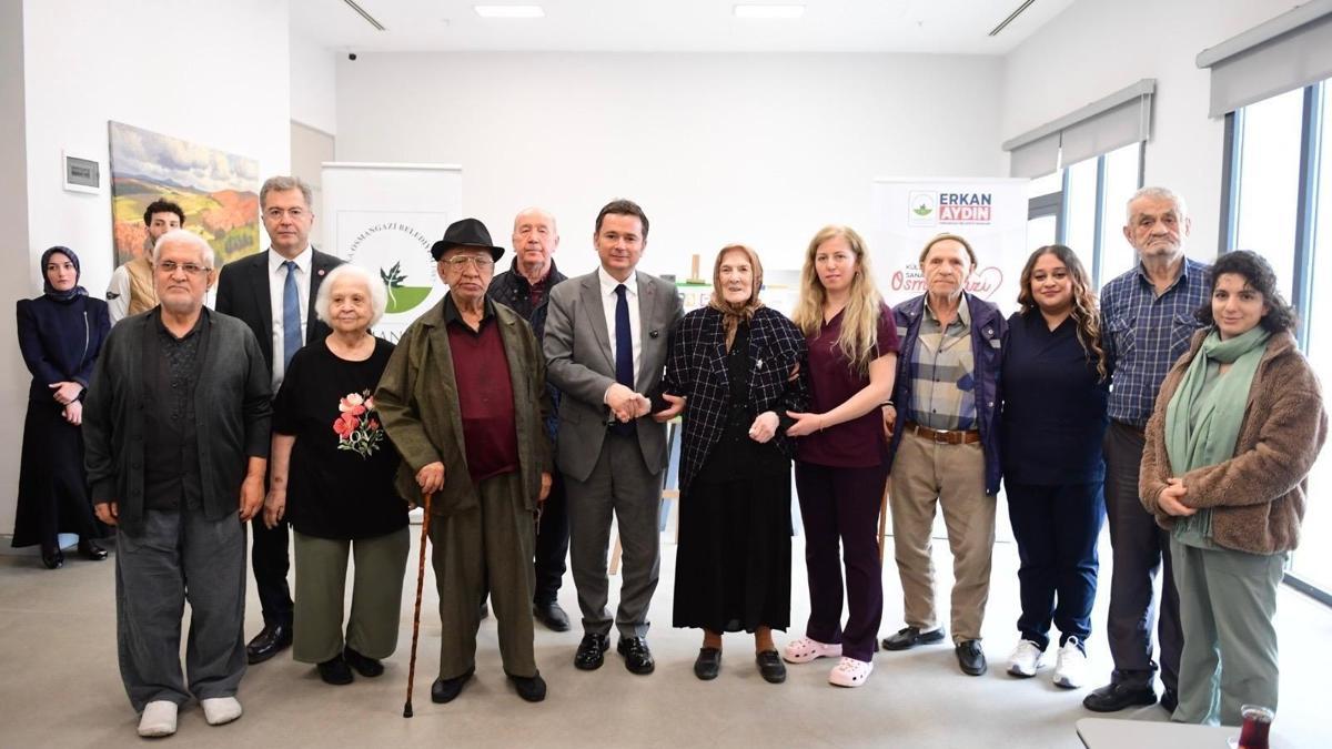 Osmangazi Belediyesi BAREM'de Yaşlılara Saygı Haftası etkinliği düzenledi