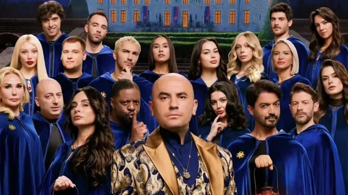 THE TRAITORS TÜRKİYENİN LANSMANI YAPILDI! HAİNLER VE MASUMLAR KONSOLOSLUKTA BULUŞTU