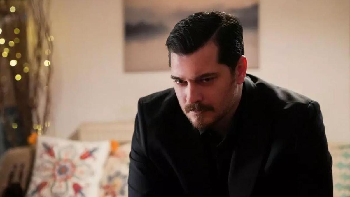 EŞREF RÜYA 38. BÖLÜM İZLE FULL HD TEK PARÇA | Kanal D Çağatay Ulusoy ve Demet Özdemirli Eşref Rüya 38. bölüm izleme ekranı!