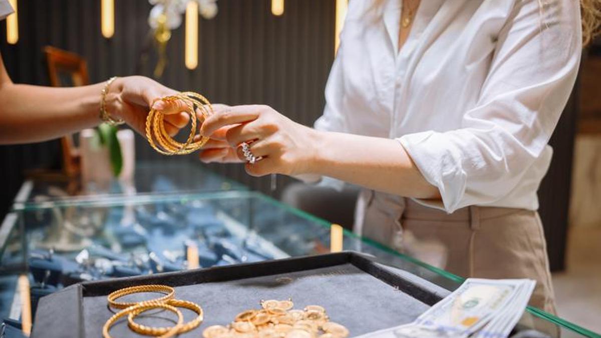 KAPALI ÇARŞI ALTIN FİYATLARI CANLI! 26 Mart Gram Altın Ne Kadar, Çeyrek Altın Kaç TL? Bugün Yarım, Tam, 22 Ayar Bilezik Fiyatı...