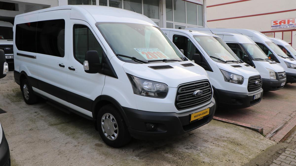 İkinci el minibüsler piyasaya Termede sunuluyor; aylık 650 araç yenilenip Türkiyeye satılıyor